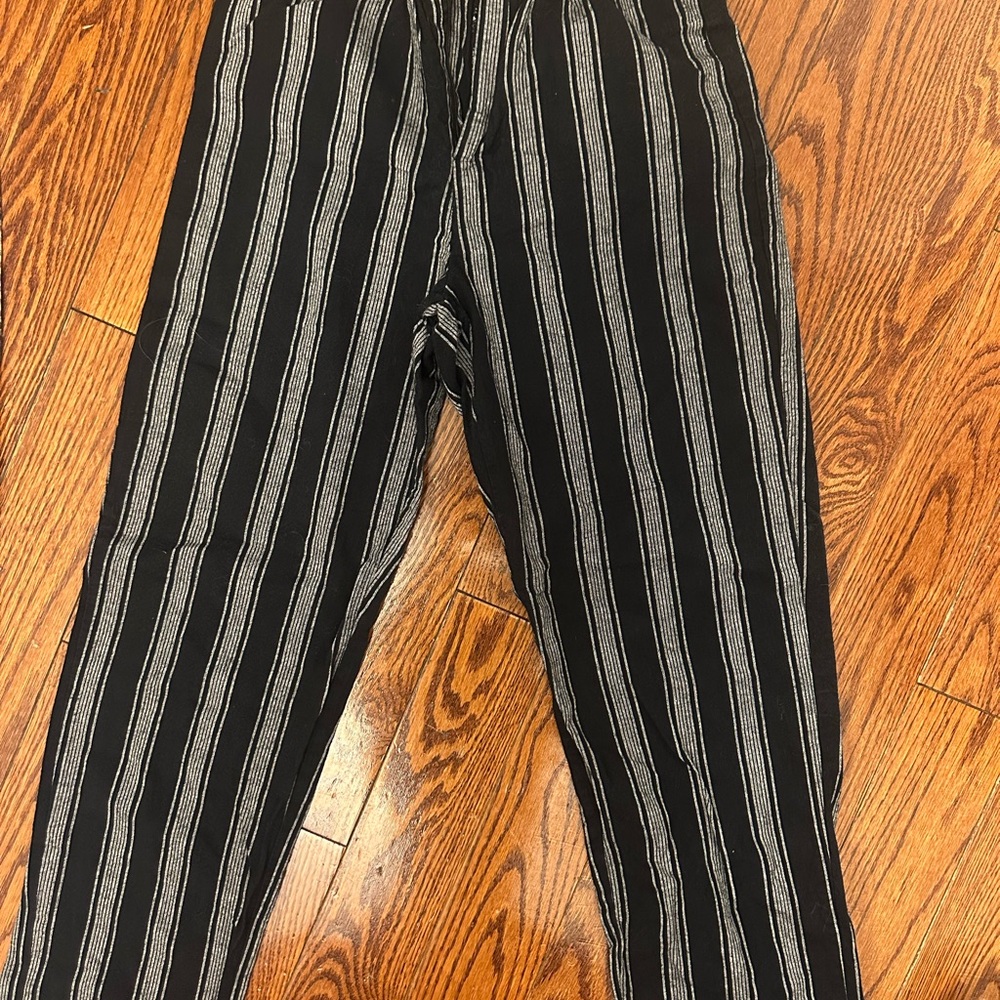 Brandy Melville Black and White Striped Pants